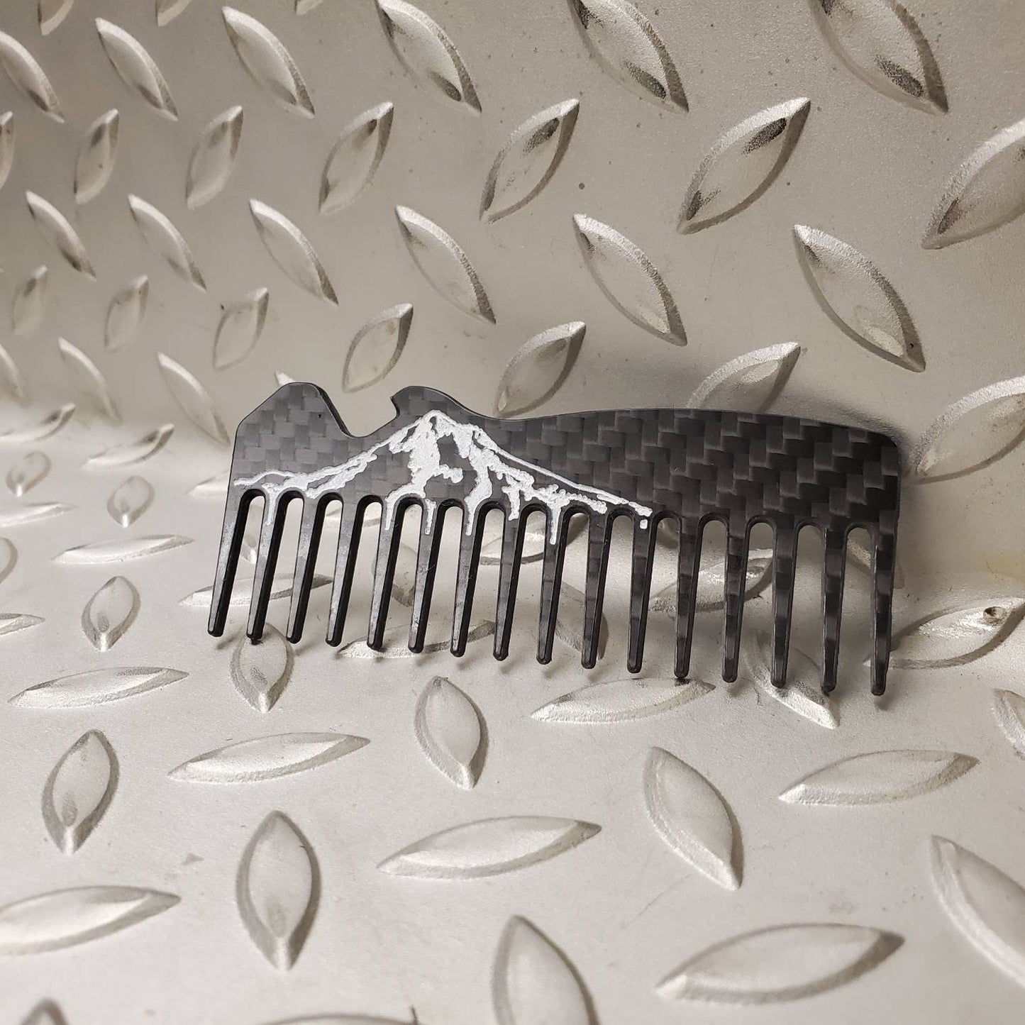 Mt. Hood Oregon Carbon Fiber Engraved Comb